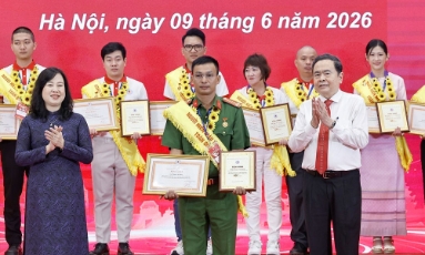  Chủ tịch Quốc hội Trần Thanh Mẫn: Xây dựng chiến lược dài hạn về hiến máu nhân đạo
